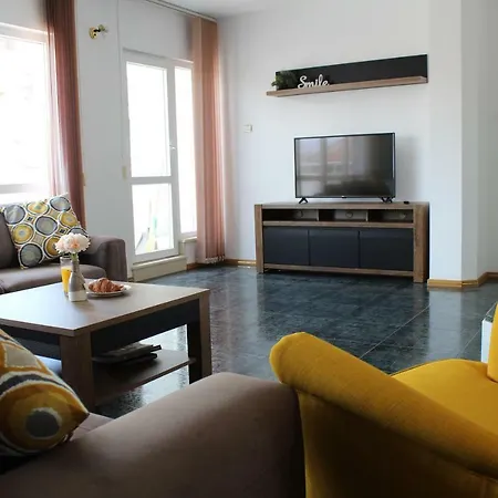 Viky's Place شقة